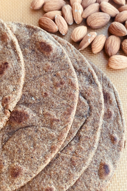 Almond flour flat bread with chia seeds (5 pieces)  (خبز صاج باللوز والشيا (جلوتن فري